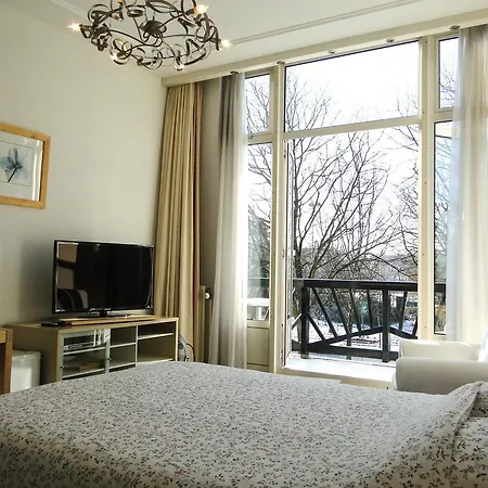 Hotel Plato Den Haag Scheveningen Отель