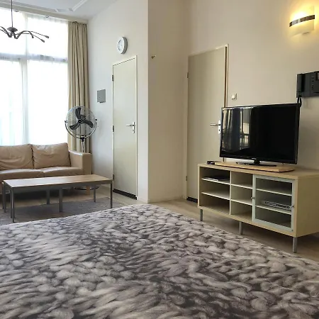 Hotel Plato Den Haag Scheveningen 3* Haga